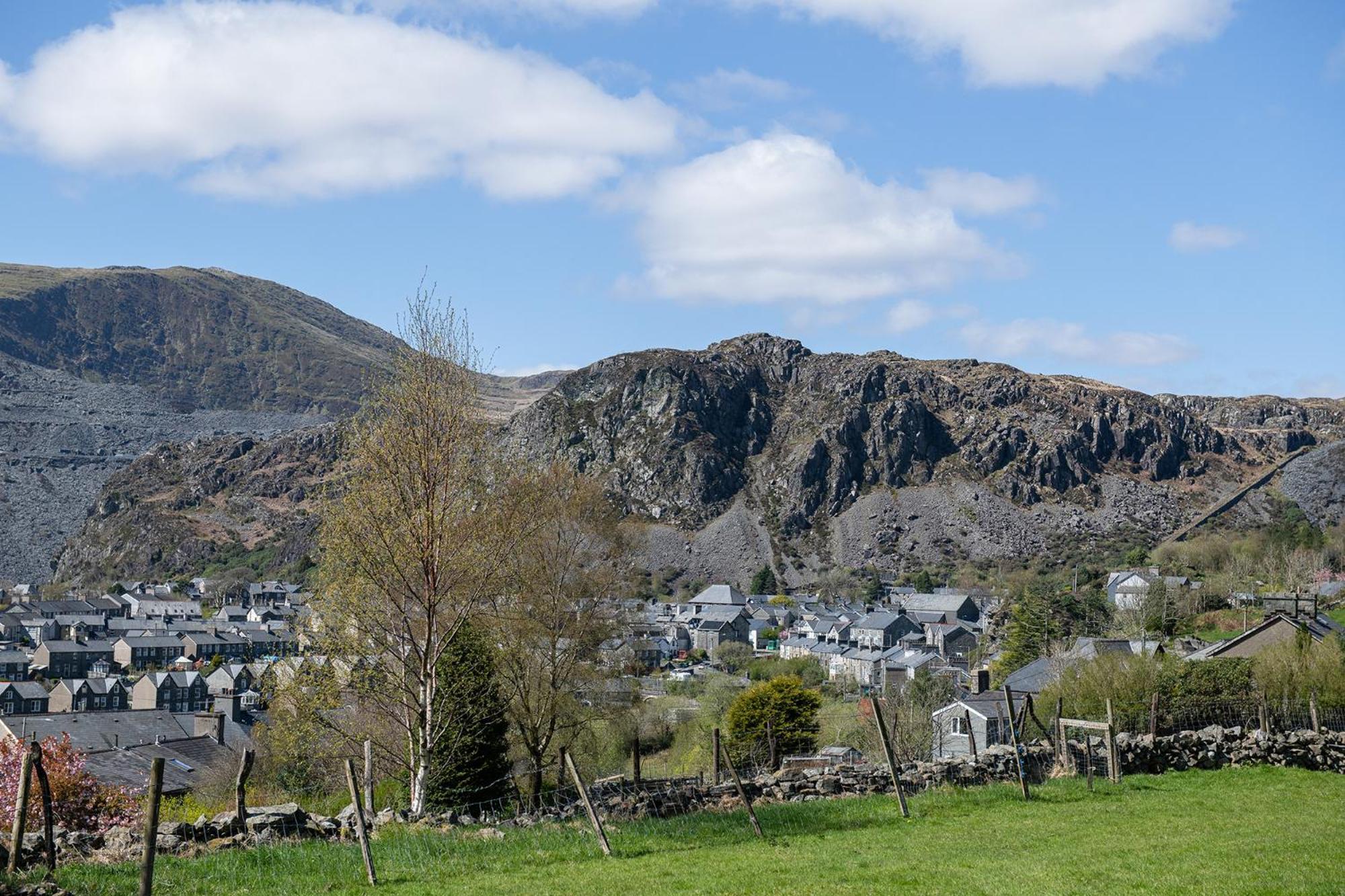 Pen-Y-Bryn Cottage Blaenau Ffestiniog Extérieur photo